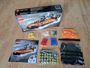 LEGO Technic 42120 Záchranné vznášedlo - 4