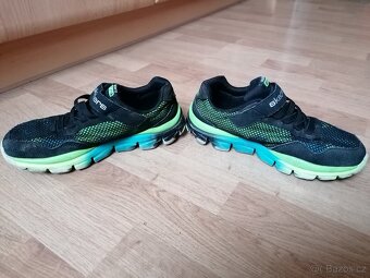 Botasky Skechers v. 35 - 4