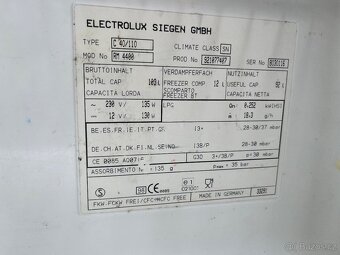 Lednice do karavanu Electrolux RM4400 - 4