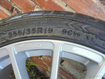 Sada ALU 19 orig.OZ 5x112 Dvě pneu nové,dvě starší 4-5mm - 4