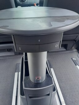 Prodám stolek Multivan t5 - 4