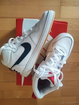 NIKE tenisky vel. 37 stélka 24cm NOVÉ - 4