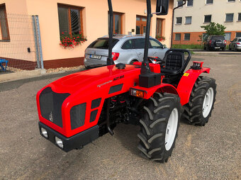 Malotraktor AGT 960 R - otočné pracovisko, 50 HP - 4