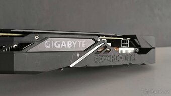 GIGABYTE GeForce GTX 1650 GAMING OC 4 - 4