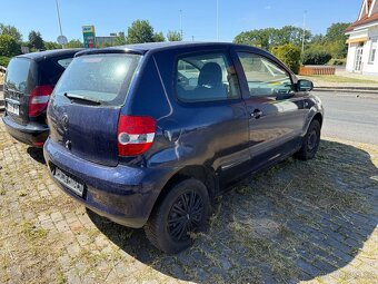 VW Fox 1,2i r.v.2006..jen 86t.km - 4
