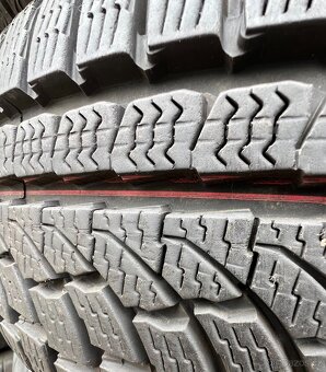 205/55 R17 95V XL zimní pneumatiky Nokian (3717A) - 4