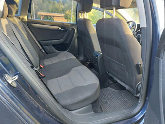 Prodám vw passat variant b 7 103kw 4x4 - 4