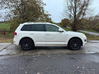 Volkswagen Touareg R-LINE 3.0TDI 176KW plná výbava - 4