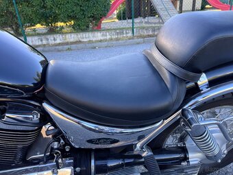 Suzuki VS800GL Intruder - 4