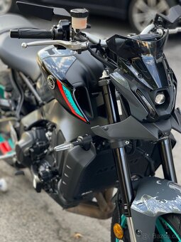 Yamaha MT 09 - 4