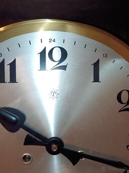 Prodám starožitné nástěnné hodiny Junghans – plně funkční - 4