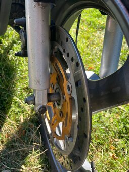 Suzuki GS500E A2 - 4