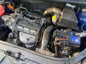 Motor 1.2 HTP CGPB 44KW najeto pouze 53 000KM - 4