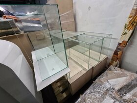Prodam sklenene a plexi vitriny - 4