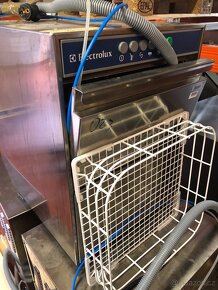 Myčka ELECTROLUX koš 400x400, 3,3kW - 4
