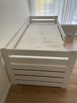 Detska postel s pristylkou, zabranou, 2 matracemi a 2 boxy - 4