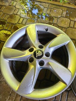 ALU kola 17", E7-5J, ET37, 5x112 - 4