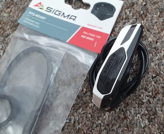 SIGMA Rox 7.0 GPS + držak, cyklokraťasy Force, držak FIXED - 4