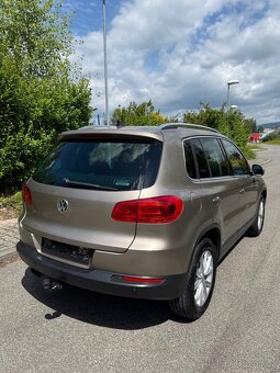 VW TIGUAN 2.0 TDI 103 kW, 4x4, SERVISKA, XENONY - 4