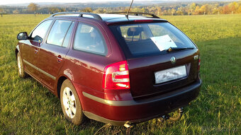 ŠKODA OCTÁVIE 2 KOMBI 1,6 MPI - 4