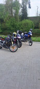 GSX-R 750 W - 4