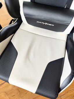 Herní židle DXRacer jako nová + profi kolečka zdarma
- 4