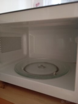 Mikrovlnná trouba plně funkční. - 4