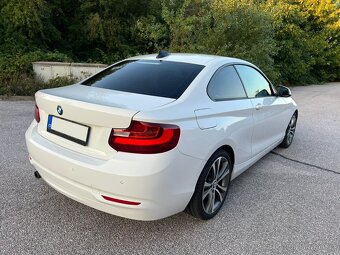 BMW F22 220d 135kw aut.8st, kůže, navi 128tkm - 4