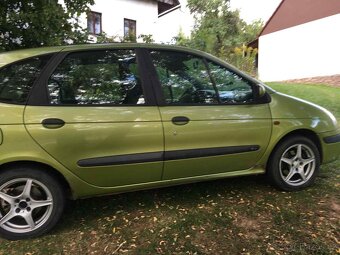 Renault Scénic 1.6 16V - 4