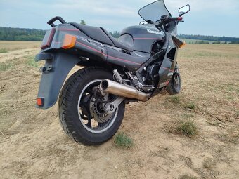 Kawasaki GPZ 1000 RX - 4
