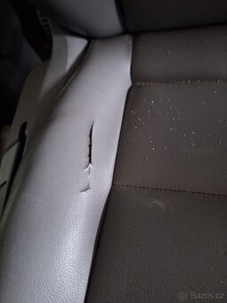 Prodám kožené sadačky na VW Touran  světlé šedé - 4