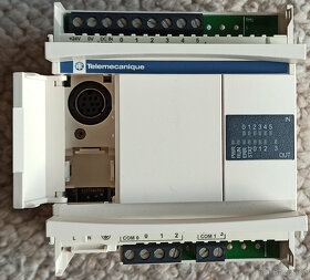 PLC Twido TWDLCAA10DRF (Schneider Electric) - 4