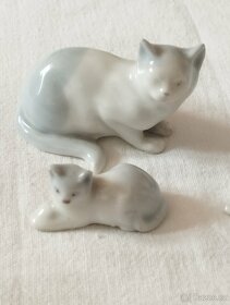 Porcelánova figurka kočka s koťaty - 4