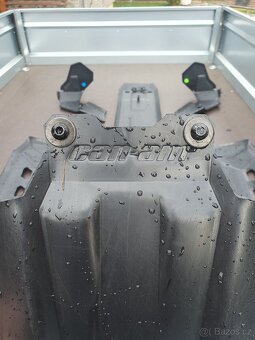 Kryt podvozku Can Am outlander g2 plastový - 4