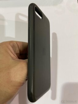 Apple černé silikonové pouzdro SE 2020 - 4