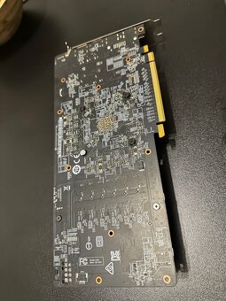 MSI RX 580 8GB Armor OC - 4