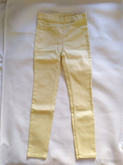 Nové džegíny, H&M, vel. 128 - 4