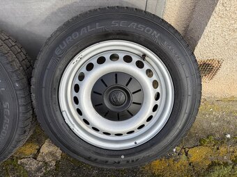 VW Transporter Multivan T5-celoroční sada 205/65/16C - 4
