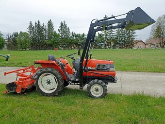 Kubota GL19 s nakladacom 19 koni 4x4 - 4