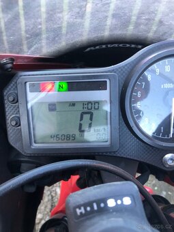 Honda CBR 600 F1 - 4