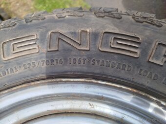 235/70 R16 General Grabber AT2 - 4