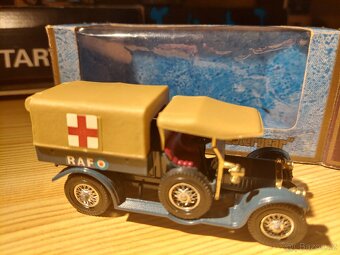 Matchbox yesteryear Y13 CROSSLEY TENDER RAF VZÁCNÝ - 4
