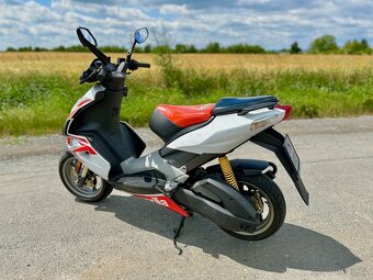 Prodám skútr Aprilia SR 50 - 4