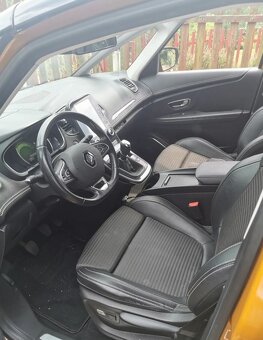 Renault Scenic 1.5 dCi Energy Bose EU6 - 4
