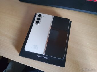 Samsung Galaxy Z Fold 5 12/256Gb - 4