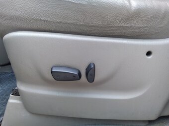 CHRYSLER GRAND VOYAGER 2.8 CRD LIMITED AC,AT,7 MÍST,ČR - 4