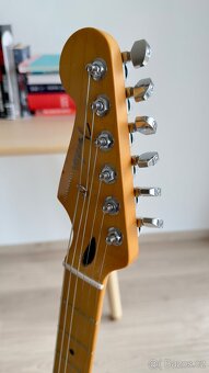 Fender Player Plus Stratocaster LH MN OP ("na Hendrixe") - 4