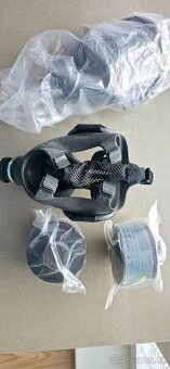 Plynová maska CM5 vojenská hasiči policie samopal - 4