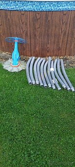 Prodám bazénový vysavač - 4