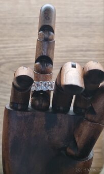 Stříbrný prsten s kameny - 4